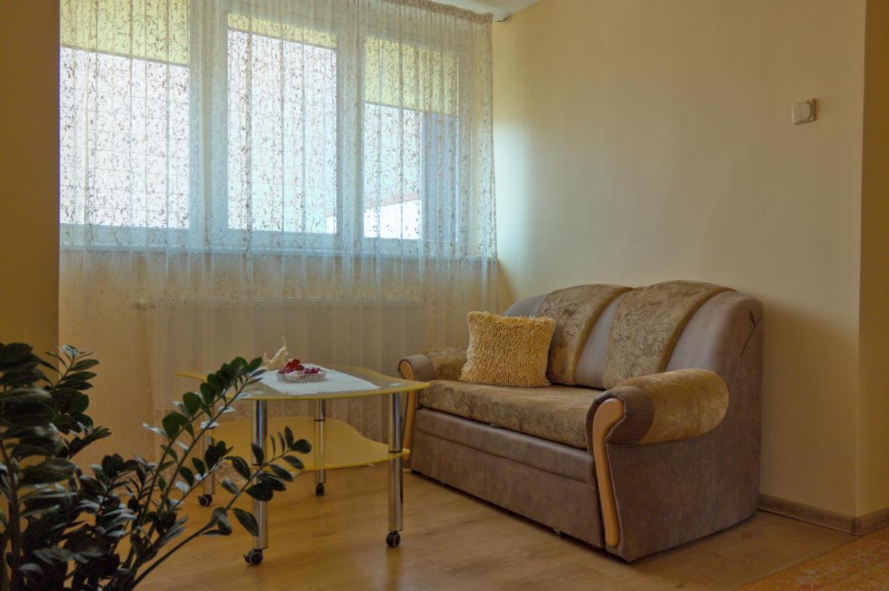 בריסטונאס Estate I Apartamentai מראה חיצוני תמונה